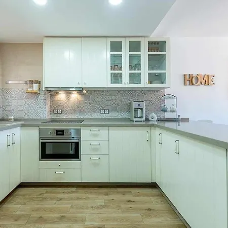 Apartman 797 - Lujoso En Arroyo Con Piscina *